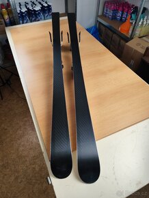 LYŽE - ATOMIC RACE GS  - 158 cm. - 3