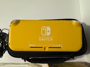 Nintendo Switch Lite - 3