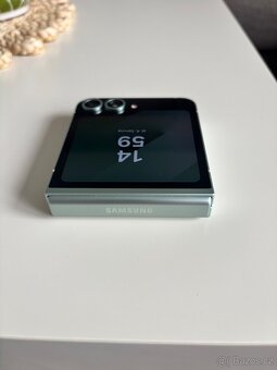 Samsung Galaxy Z Flip6 Mint - 3