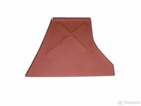 Tatra 613 - podlahy pod autobaterii - 3