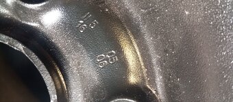 Prodám Plecháče se zimními pneumatikami vraník. - 3