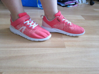 Boty na tělocvik vel. 39 Decathlone - 3