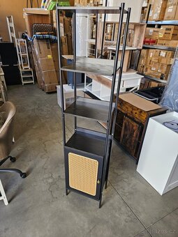 Nová skříňka - knihovna - 3