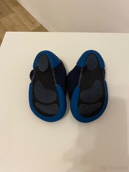 Dětské protiskluzové cvičky Decathlon - 3