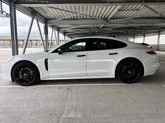 Porsche Panamera 4S 971 4.0D V8 - 3