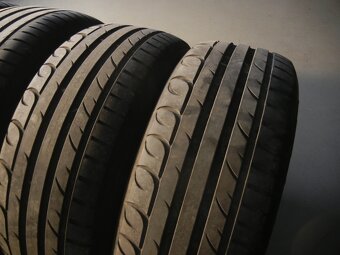 Letní pneu Pirelli + Sebring 235/55R18 - 3