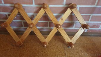 Nástěnný věšák Borovice - 3