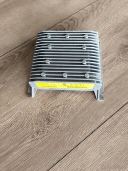 Subwoofer Škoda Octavia 2 premium sound system - 3