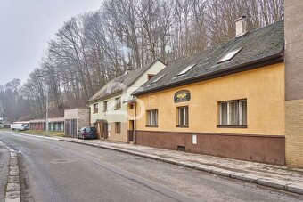 Prodej domu se zahradou a dvougaráží k bydlení i investici v - 3