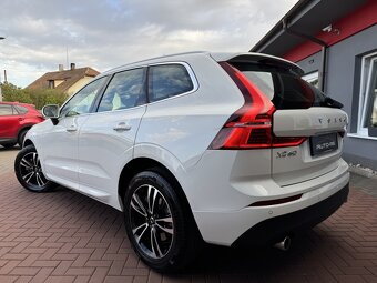 Volvo XC60 2.0i B5 AWD Momentum PRO Full LED Automat Navi - 3