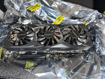 Grafická herní karta: GIGABYTE GeForce RTX 2080 SUPER GAMING - 3