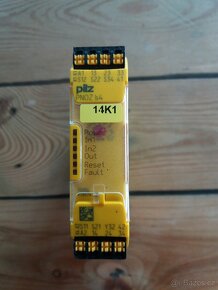 Bezpečnostní relé pilz PNOZ s4 - 3