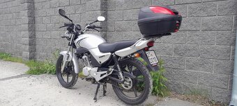 Yamaha YBR 125 - 3