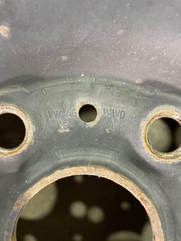 Originál plechové kola VW 16” - 3