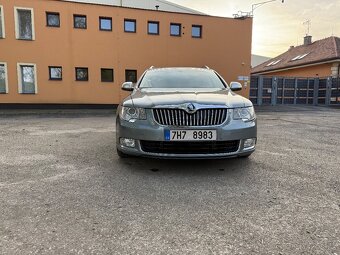 Škoda Superb 3.6 fsi V6 191kW DSG 4x4 – plná výbava - 3