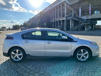 Chevrolet Volt 2011 – úsporný plug-in hybrid s tichým chodem - 3