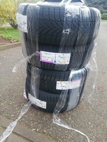 225 55 r17 98vxl - 3