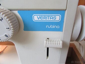 Nabízím šící stroj Veritas. Nekompletní. Chybí člunek. Motor - 3