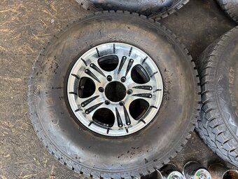 ALU KOLA MITSUBISHI 15X71/2JJ ET -8 6X139.7 PNEU 31X10.50R15 - 3