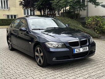 BMW 320i E90 110kW Sedan Aut. klima Šíbr 6st. Manuál Navi - 3