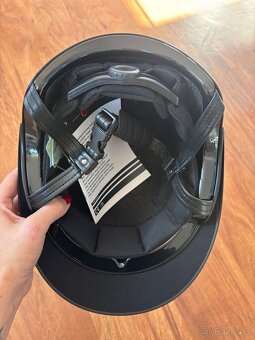 Jezdecká přilba Covalliero - 3