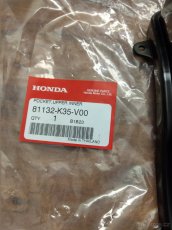 Honda pcx 125 model 2014-17 kastlik - prihradka nova orig - 3