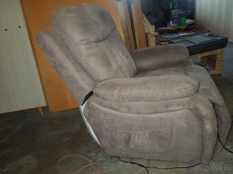 polohovací křeslo el.ovládané hnědé - 3