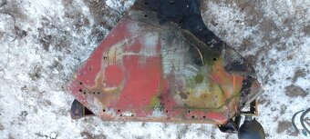 Traktor rs-09  blatníky - 3