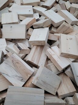 Levně smrkové odkory - 3