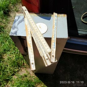 Pr. Prázdnou bednu na el. rozvaděč a podobně. - 3