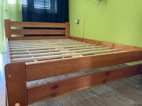 PRODÁM dřevěnou postel 140x200 NEPOUŽÍVANÁ - 3