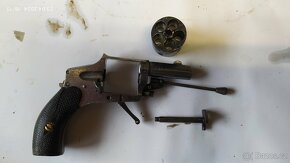 revolver 6,35 malý - 3