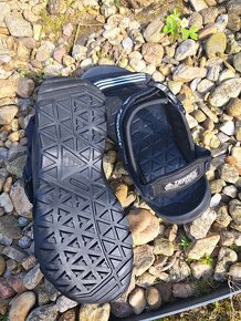 Prodám nové pánské sandály-páskové boty Adidas Terrex vel.43 - 3