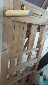 Starožitný nábytek k renovaci - 3