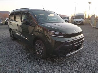 Toyota ProAce City Verso 1.5 D-4D VIP Long odpočet DPH - 3