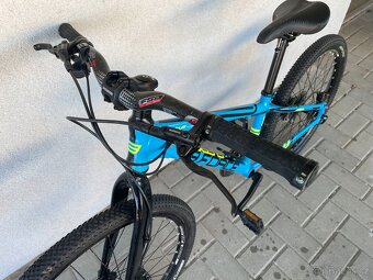 Lehké kolo Force Forkys 24" 1x9 + helma zdarma - 3