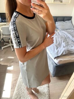 CALVIN KLEIN ŠEDÉ ĚATY S LAMPASY - 3