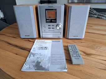 Zachovalý stereo mikrosystém Panasonic SC-PM10, levně - 3