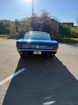 Ford mustang fastback 1966 - 3