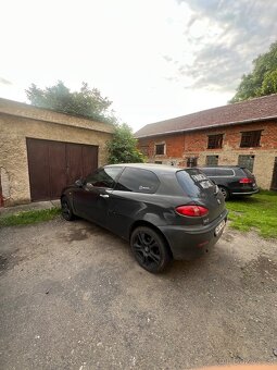 Alfa Romeo 147 - 3
