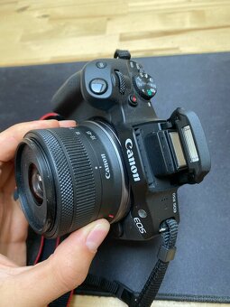 Canon EOS R50 - 3