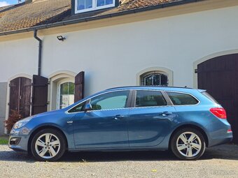 Opel Astra 1,4T Sports Tourer, MAN6, 140k - 3