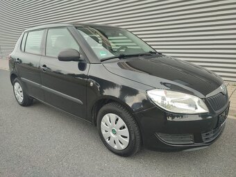 2011 facelift Škoda Fabia 1.4i 16V 63 kW - 3