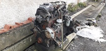 motor AVIA D421 85kw - 3