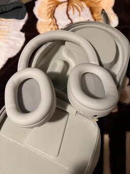 Sony WH-1000XM5 sluchátka - 3