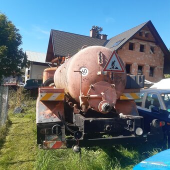 Praga v3s fekál M2 - 3