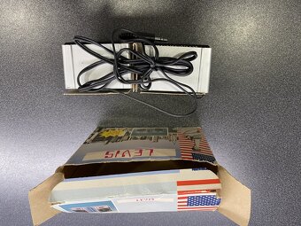 Retro repráčky Levis - 3