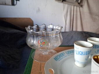 Prodám starší porcelánové a skleněné předměty - 3