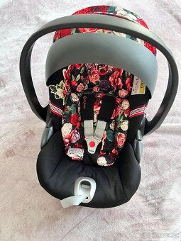 Autosedačka Cybex Cloud Z i-Size –  edice Spring Blossom - 3