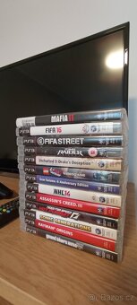 SONY PS3 , 2x ovladac , 13 her , TV Sencor 32'' - 3